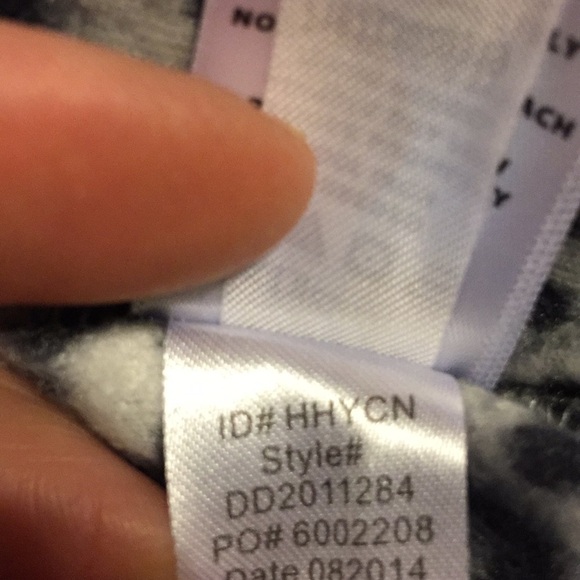 MICKEY Mouse snow leopard lounge/jogger red drawstring pant Gray/blk/wht red XL - Picture 10 of 10